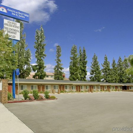 Americas Best Value Inn San Bernardino Extérieur photo