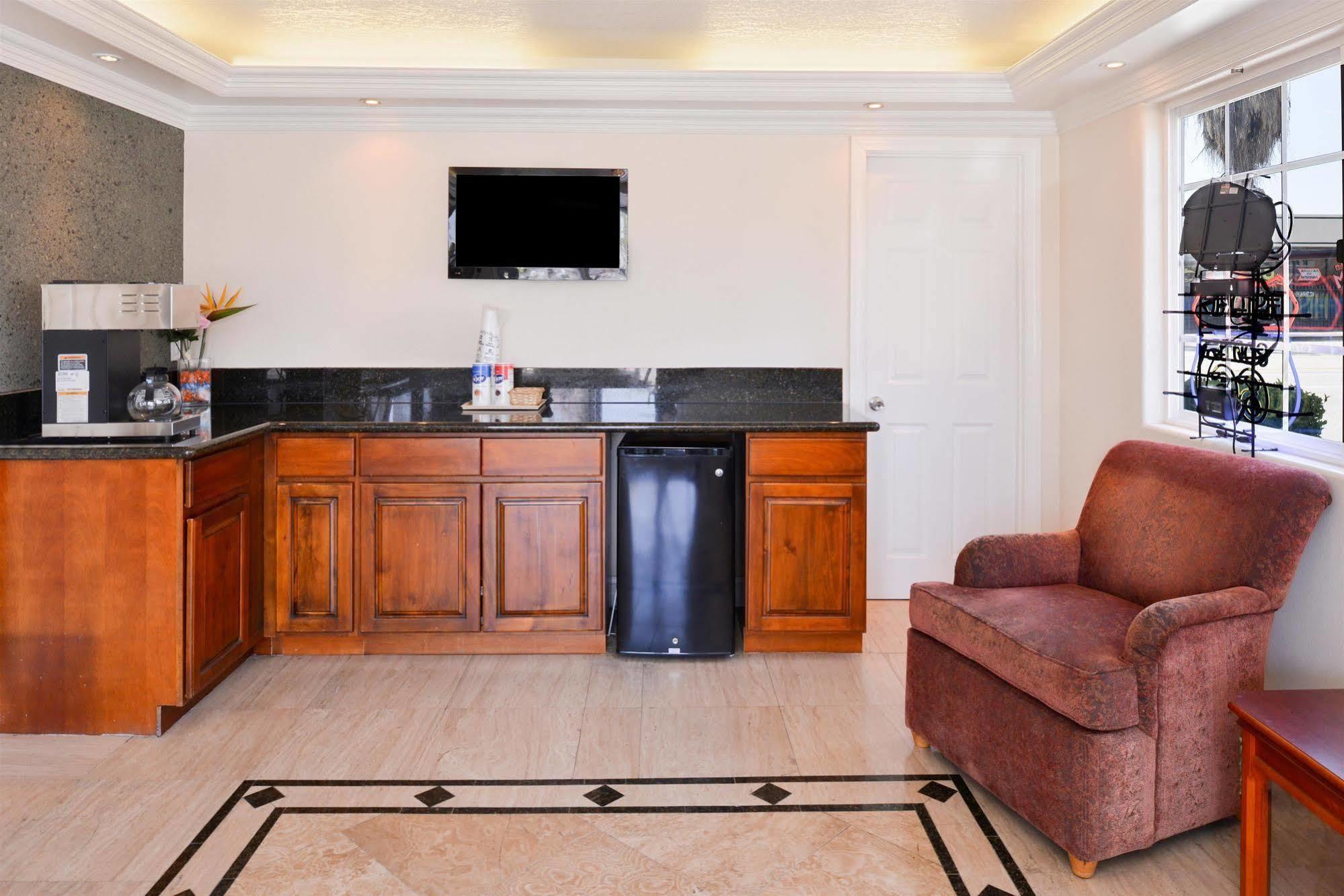 Americas Best Value Inn San Bernardino Extérieur photo