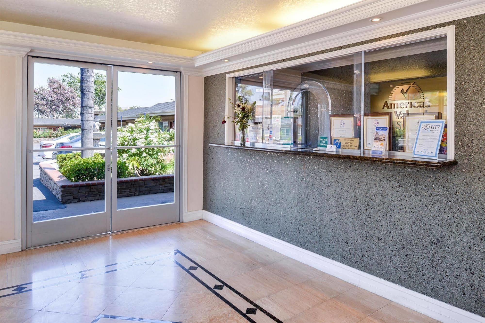 Americas Best Value Inn San Bernardino Extérieur photo